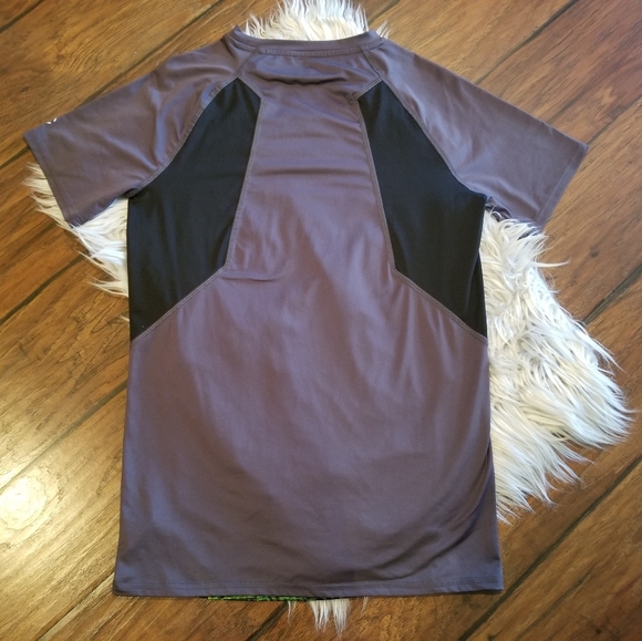 Champion tee - Picture 6 of 7